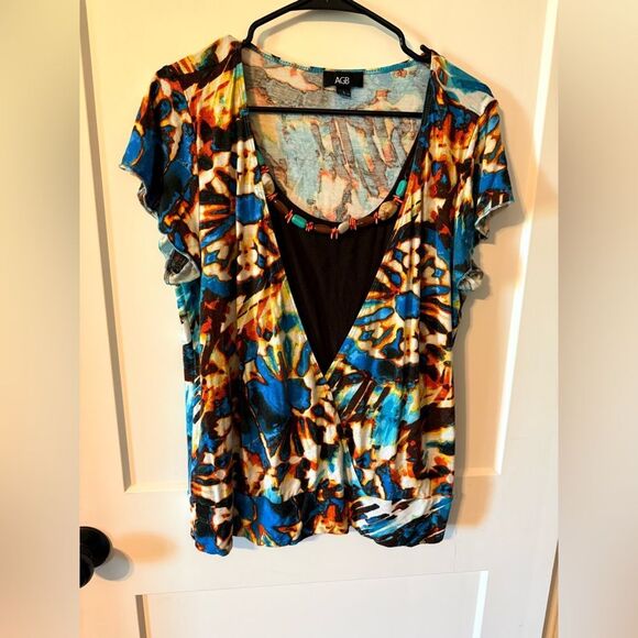AGB Black and Blue Flutter Sleeve Graphic Blouse - Picture 1 of 4